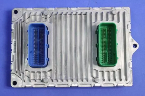 Блок ECU компьютер двигателя Chrysler 200 15-17 2.4