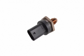 Senzor presiune combustibil GMC Terrain 18-22 LYX pe rampă de alimentare nou original