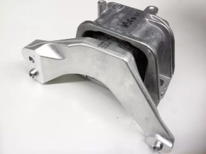 Подушка двигателя правая VW Beetle 12-14 2.5