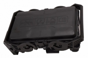 Блок предохранителей подкапотный Chevrolet Malibu 19-21 1.5T, 2.0T с крышкой