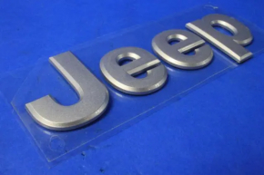 Эмблема капота Jeep Cherokee KL 14-18 серебро