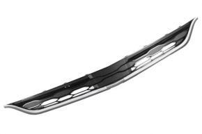 Решетка радиатора grill Chevrolet Malibu 16-18 радар круиз