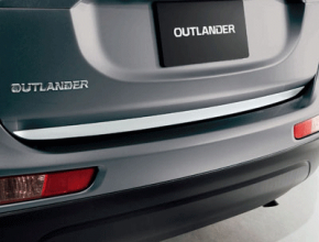 Накладка заднего бампера верхняя Mitsubishi Outlander 14-20 дорест