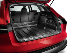Ковер багажника (резина) Audi E-Tron 19-23 черная, высокие борты