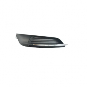 Решетка бампера левая Chrysler 200 11-14 без птф