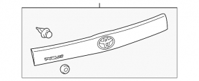 Молдинг двери багажника Toyota Prius V 12-17