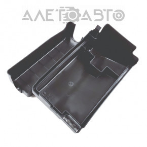 Corpul blocului de siguranțe sub capotă VW Passat b8 16-19 SUA nou OEM original