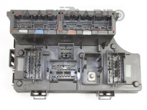 Blocul de siguranțe sub capotă pentru Jeep Patriot 11-17