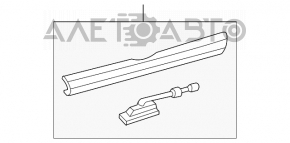 Iluminarea numărului de pe ușa portbagajului Toyota Sienna 04-10