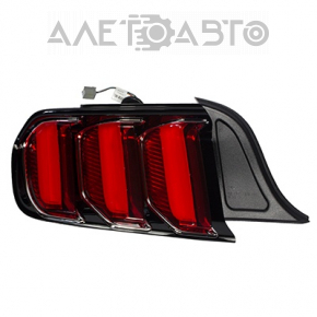 Lampa stânga Ford Mustang mk6 15-17 cu bandă cromată.