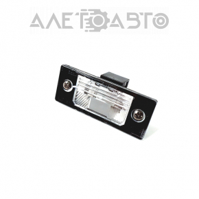 Iluminarea numărului de la ușa portbagajului stânga VW Tiguan 09-17 nou OEM original