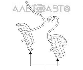 Butoanele de control de pe volanul Toyota Highlander 08-13 au zgârieturi.