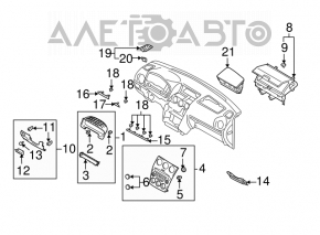 Tabloul de bord al Mazda6 03-08 SUA are zgârieturi, suportul este rupt.