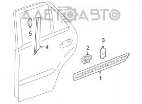 Накладка двери нижняя задняя правая Mercedes W164 ML сломано крепление , царапины