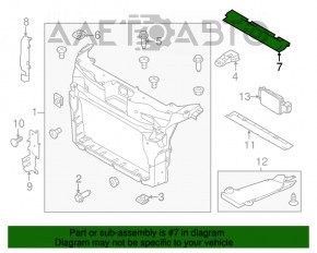 Deflectorul radiatorului de sus pentru Ford Explorer 11-19 este rupt.