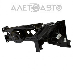 Partea din față dreapta a Ford Escape MK3 13-16, pre-restilizare, argintie.