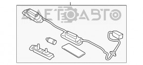 Iluminarea plăcii de înmatriculare stânga a portbagajului Hyundai Sonata 11-15 cu buton.