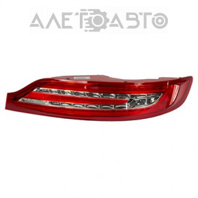 Lumina din dreapta Lincoln MKC 15-