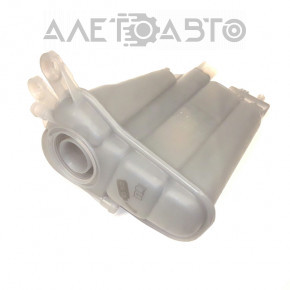 Rezervor de expansiune pentru răcire Audi A4 B8 08-16 2.0T nou, neoriginal.