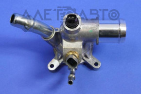 Corpul termostatului Jeep Cherokee KL 14- 2.4 sub 2 senzori.