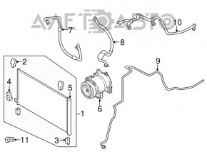 Radiatorul condensatorului de aer condiționat Nissan Rogue 14-20 este ars și zdrobit