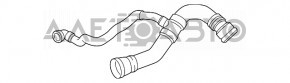 Furtunul de răcire inferior BMW F30 12-16 N20 pentru un radiator suplimentar.