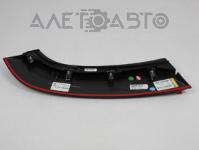 Capacul aripii sub ornamentele laterale din spate, dreapta, fata, Jeep Grand Cherokee WK2 14-21