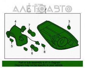 Lampa dreapta Nissan Altima 07-12 are geamul spart.