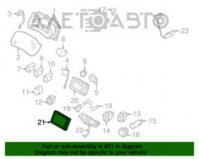 Monitorul, afișajul Nissan Pathfinder 13-20 are zgârieturi pe ecran.