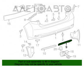 Вставка заднего бампера нижняя правая Lexus CT200h 11-13