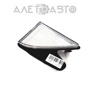 Reflectorul de bara fata dreapta pentru VW Passat B8 16-19 SUA, nou, original OEM.