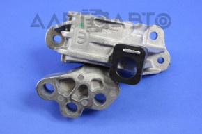 Pernele motorului drept Fiat 500L 14- 1.4T