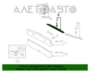 Обшивка двери багажника верх Lexus RX300 RX330 RX350 RX400h 04-09 беж, царапины, под химчистку