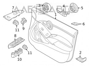 Capacul ușii, cartela frontală stânga Fiat 500X 16-17 negru cu inserție neagră din piele, cotier din piele, capac gri lucios zgâriat, sunet beats audio, zgârieturi.