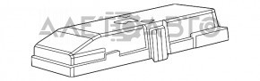 Capacul cutiei de siguranțe sub capotă pentru Jeep Cherokee KL 14-23 are prinderea ruptă.