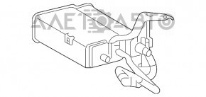 Recipientul cu absorbant de cărbune Toyota Prius V 12-17 asamblat