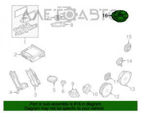 Subwooferul Audi Q5 80A 18 are carcasa spartă.