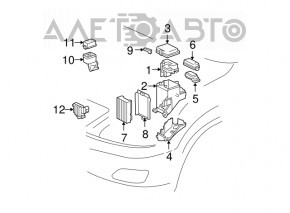 Blocul de siguranțe sub capotă cu radiator pentru Lexus RX330 RX350 04-09