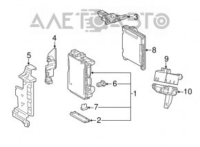 Modulul de control al rețelei multiplex Toyota Camry v70 18- are carcasa crăpată.