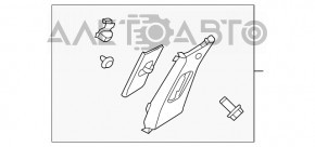 Capacul stâlpului central al centurii superioare stânga Hyundai Santa FE 19- gri zgâriată, plasticul a început să se decoloreze.