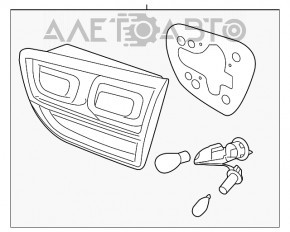 Lampa interioară pentru capacul portbagajului dreapta Kia Sorento 16-18 pre-restilizare, cu fisuri.