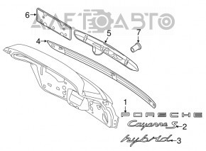 Молдинг двери багажника нижний Porsche Cayenne 958 11-14