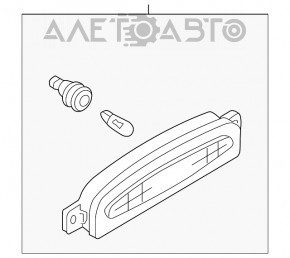 Стоп сигнал Mazda3 03-08 царапины