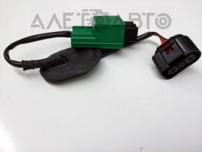 Fuel pump control реле топливного насоса VW Passat b7 12-15 USA