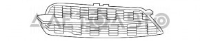 Capacul de protecție pentru farul de ceață dreapta Audi A6 C7 16-18, aspect de restilizare, cu ornamente cromate