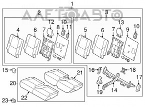 Rândul din spate al mașinii Mazda CX-9 din 2016 are 3 locuri și este din piele neagră